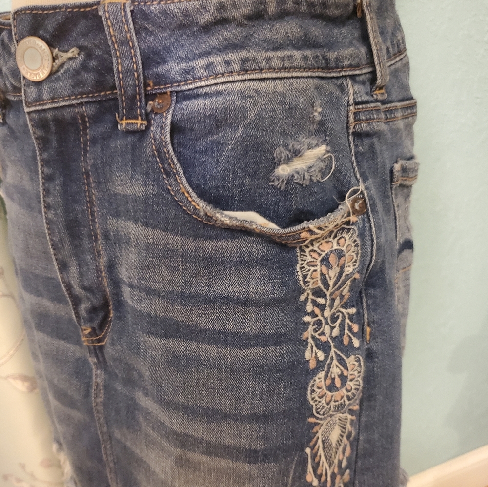 AE Embroidered HI Rise Mini Jean Skirt